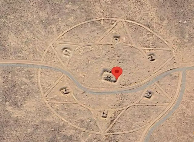 Top 10 thứ bí ẩn được Google Earth phát hiện: Hình ảnh số 1 từng gây tranh cãi nảy lửa - Ảnh 7